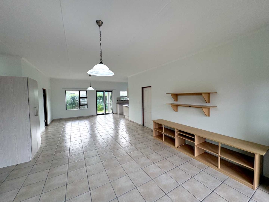 2 Bedroom Property for Sale in Stilbaai Wes Western Cape